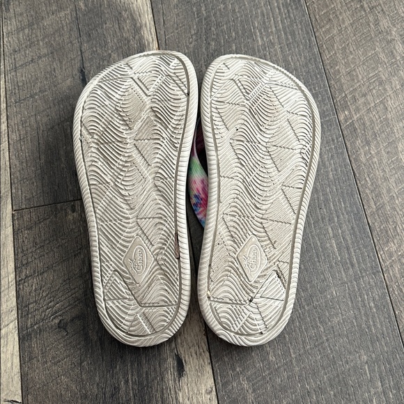 Chaco Women’s White Flip Flops with Rainbow Tie-Dye Straps - Picture 2 of 4